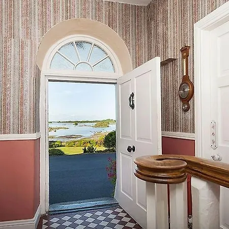Hotel Corrib View